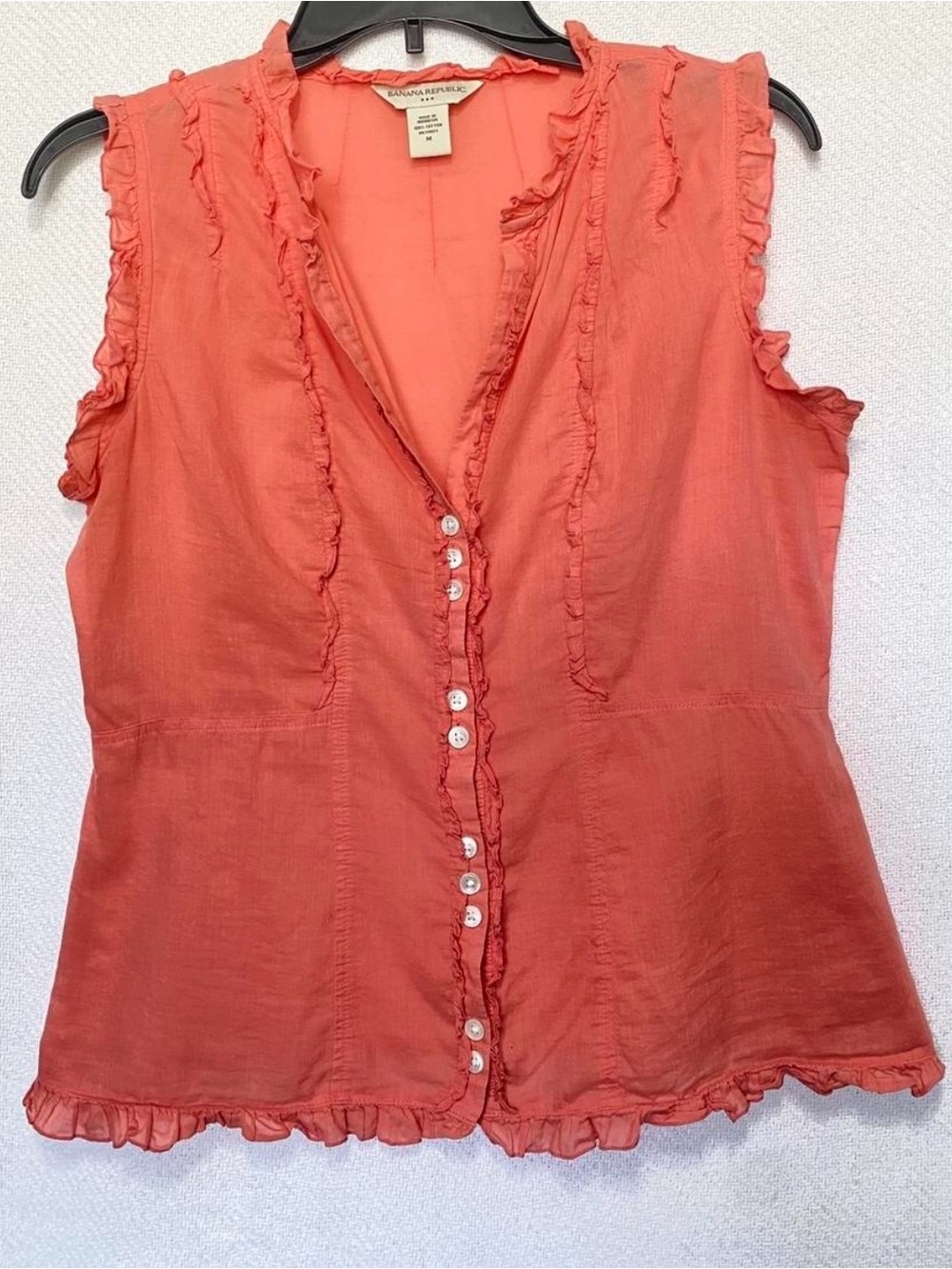 Vintage Banana Republic Coral Ruffle Button-Front Sleeveless Blouse Sz M